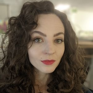 Meet your Posher, Laurelin